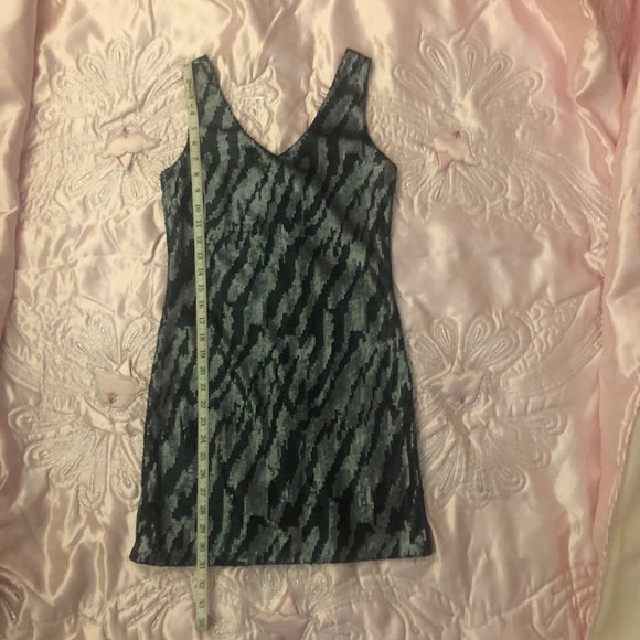 New Le Chateau sequin mini dress. - Picture 6 of 14